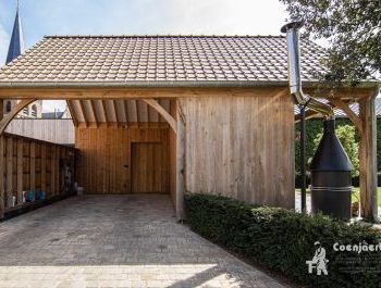 Houten bijgebouwen poolhouse seniorenwoning